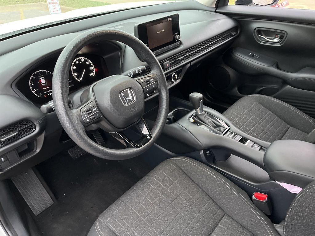 2024 Honda HR-V LX 18