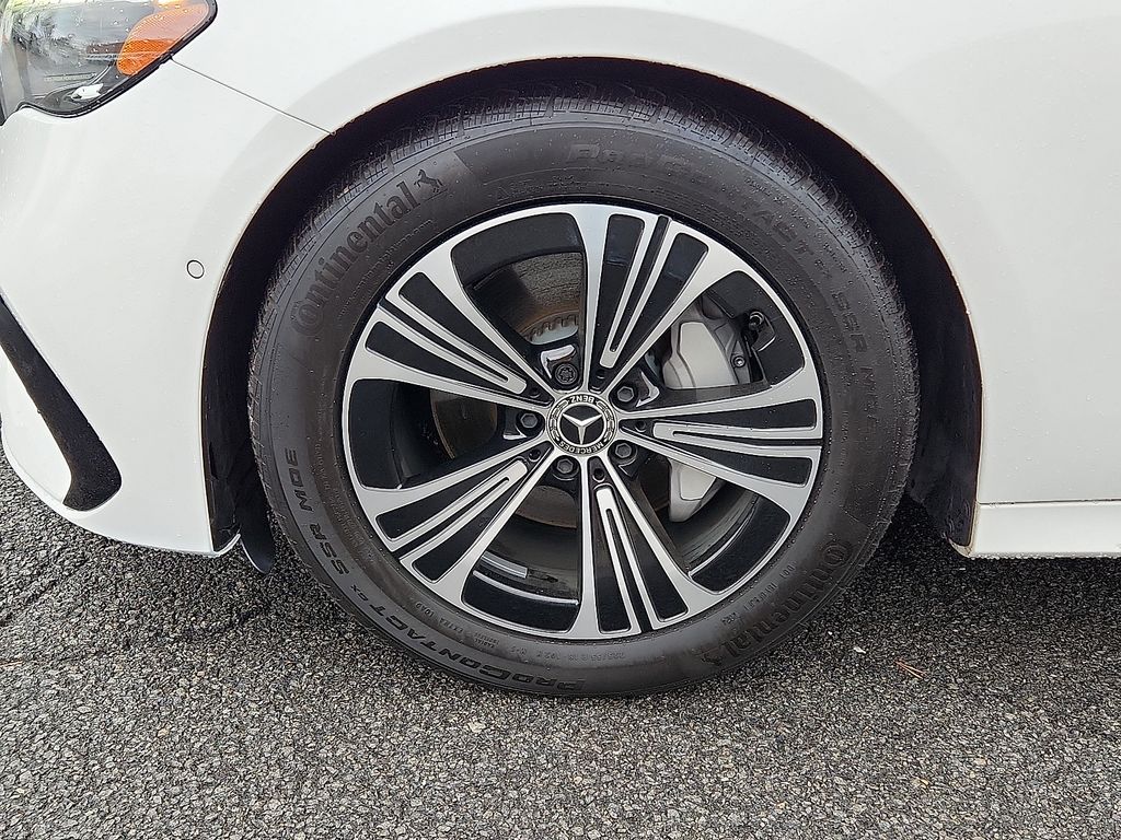 Thumbnail: 2025 Mercedes-Benz E-Class - 8