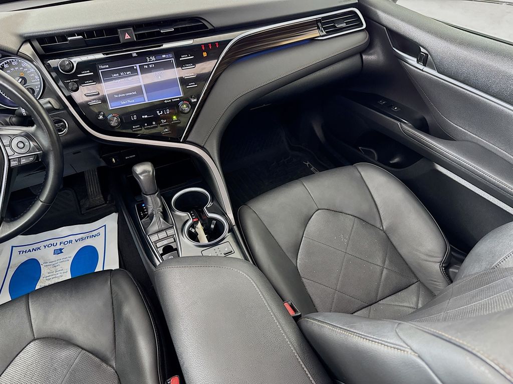 Used Car 2018 Toyota Camry  Xle For Sale Under $20,000 In Austin, Texas
