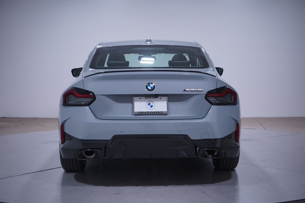 Thumbnail: 2024 BMW 2 Series - 5