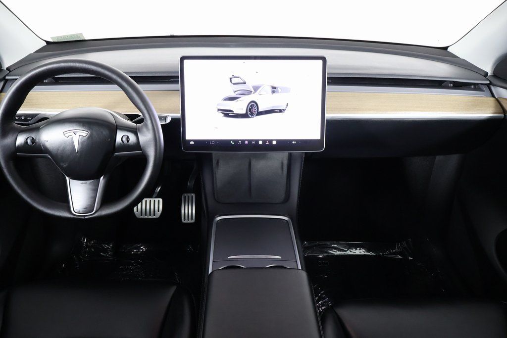 Thumbnail: 2022 Tesla Model Y - 8