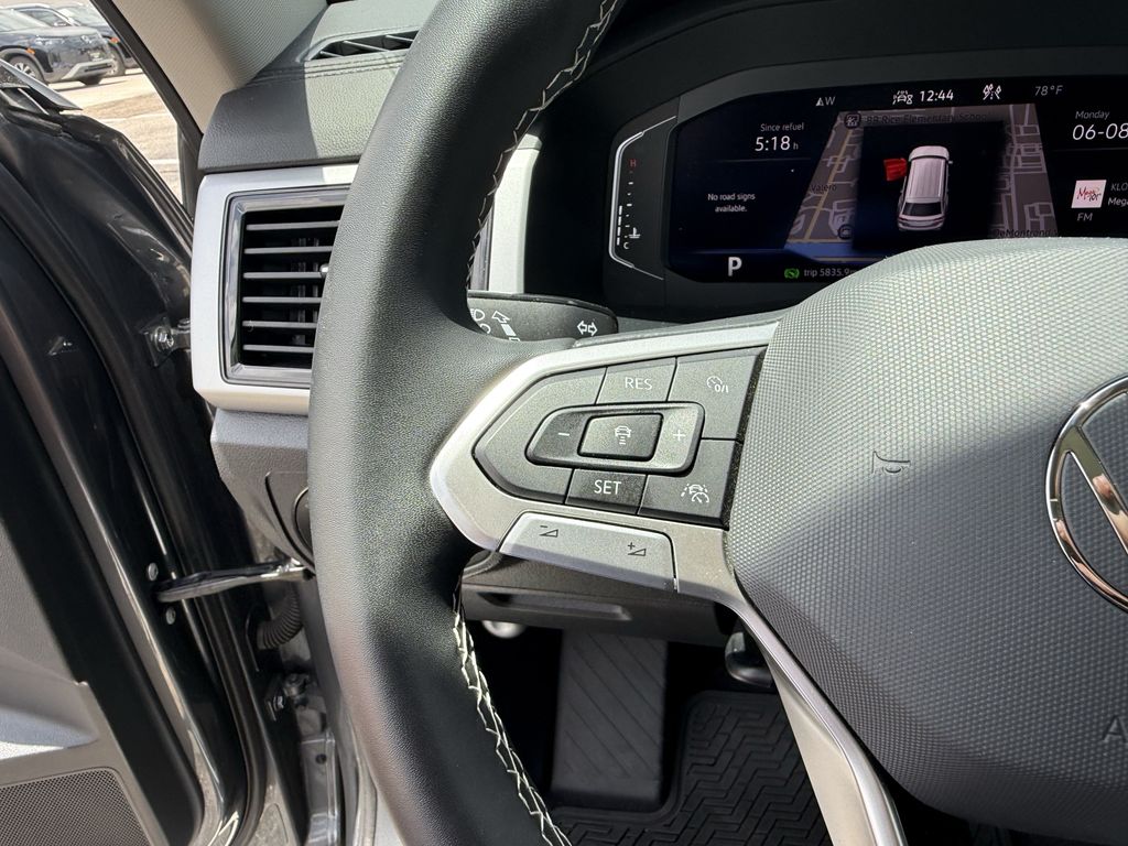 2023 Volkswagen Atlas SEL Gray at Bayway Cadillac of The Woodlands