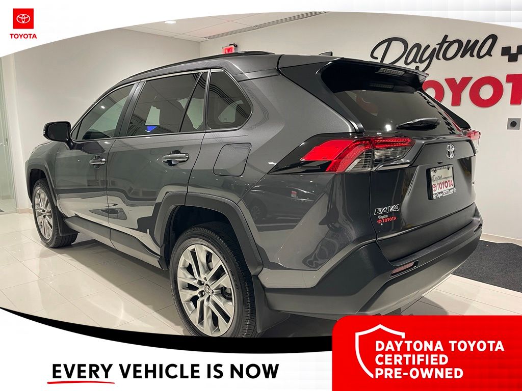 2024 Toyota RAV4 XLE Premium - Photo 18