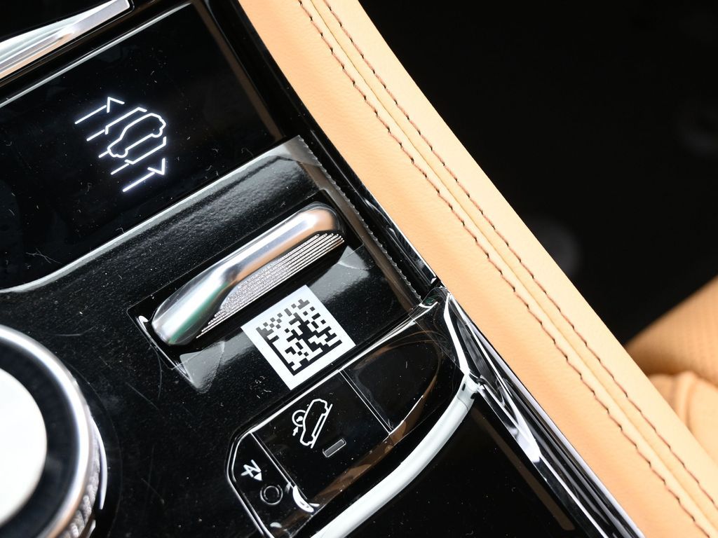 New 2025 Diamond Black Crystal Pearlcoat Jeep Summit image 29