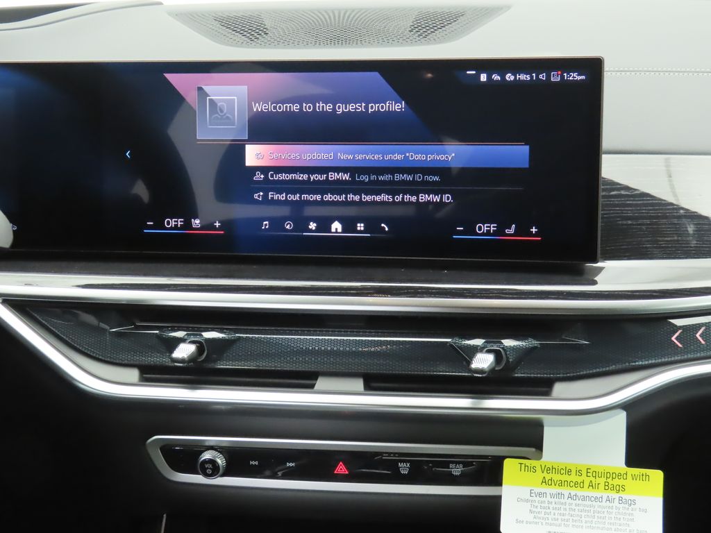 Thumbnail: 2026 BMW X7 - 14