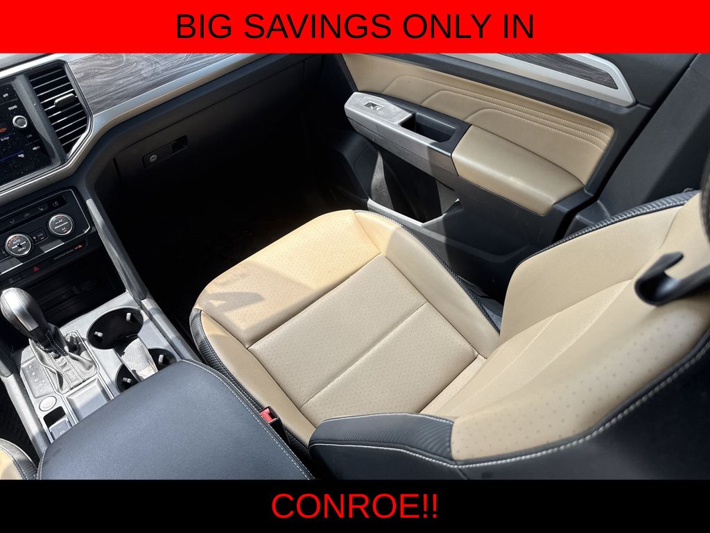 2021 Volkswagen Atlas Cross Sport 3.6L V6 SE w/Technology  at DeMontrond Auto Country