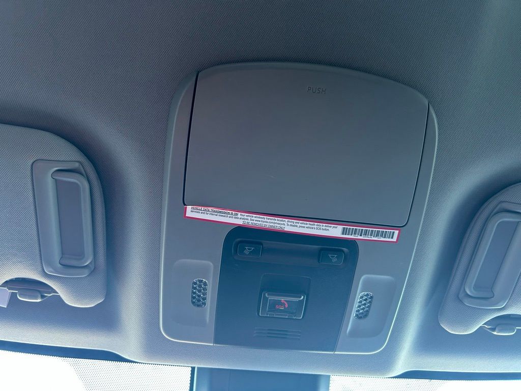 Thumbnail: 2023 Toyota Camry - 28