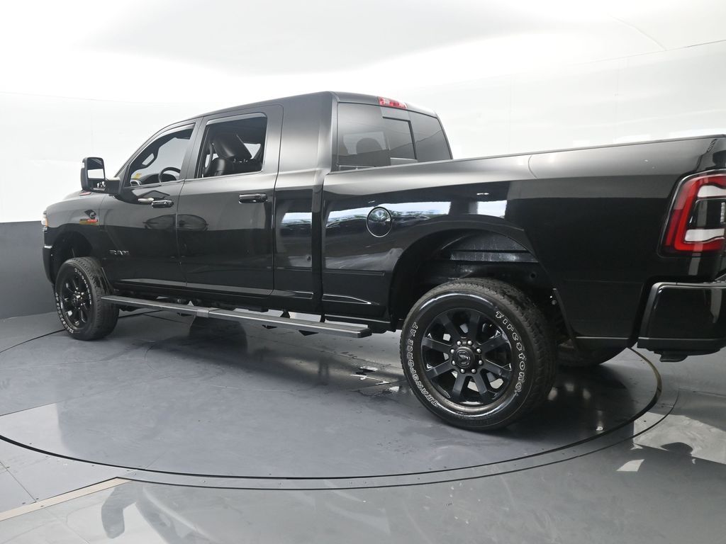 Used 2024 Diamond Black Crystal Pearlcoat Ram Laramie image 4