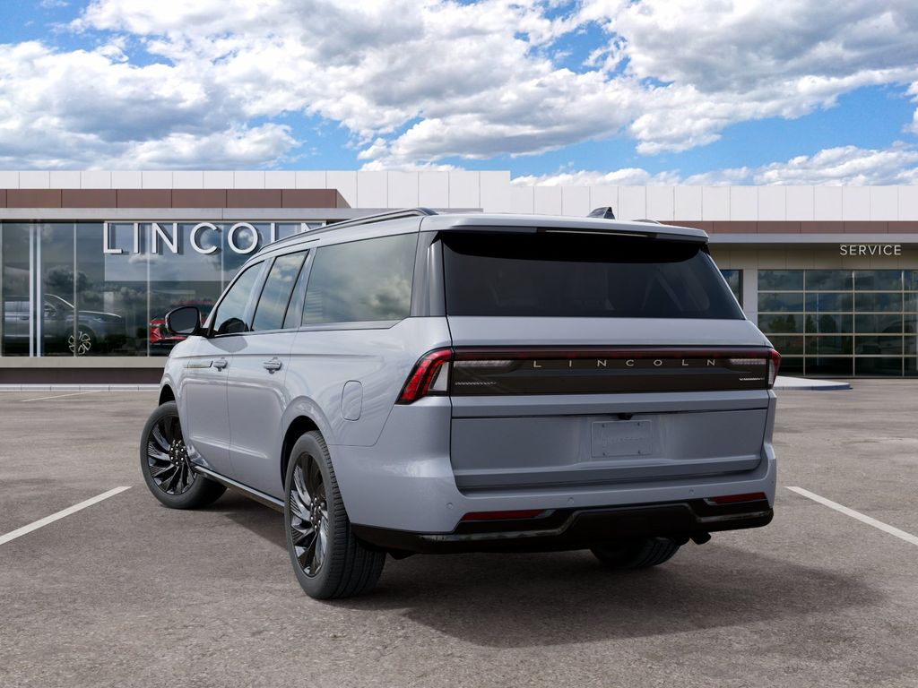 Thumbnail: 2027 Lincoln Navigator L - 8