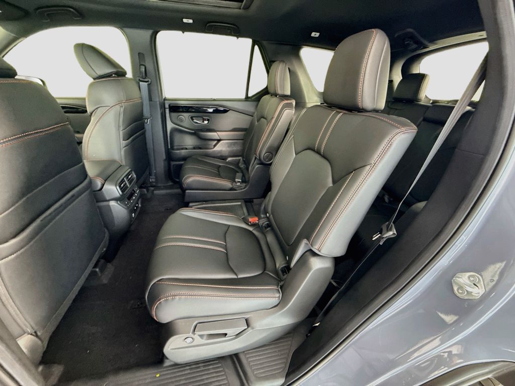 Thumbnail: 2026 Honda Pilot - 21