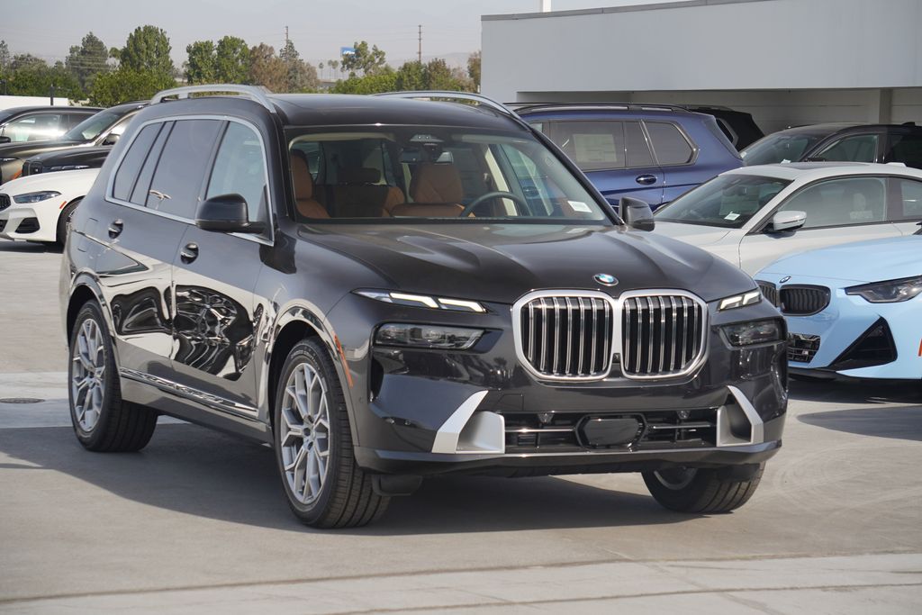 2025 BMW X7 xDrive40i 3