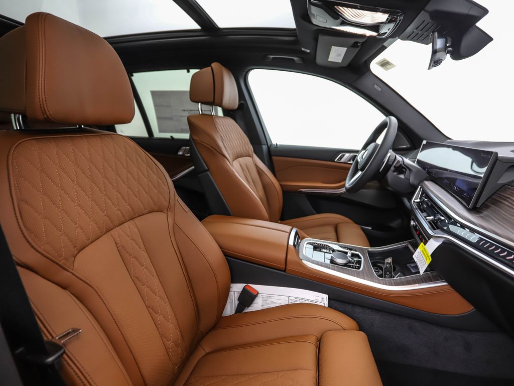 Thumbnail: 2026 BMW X5 - 31