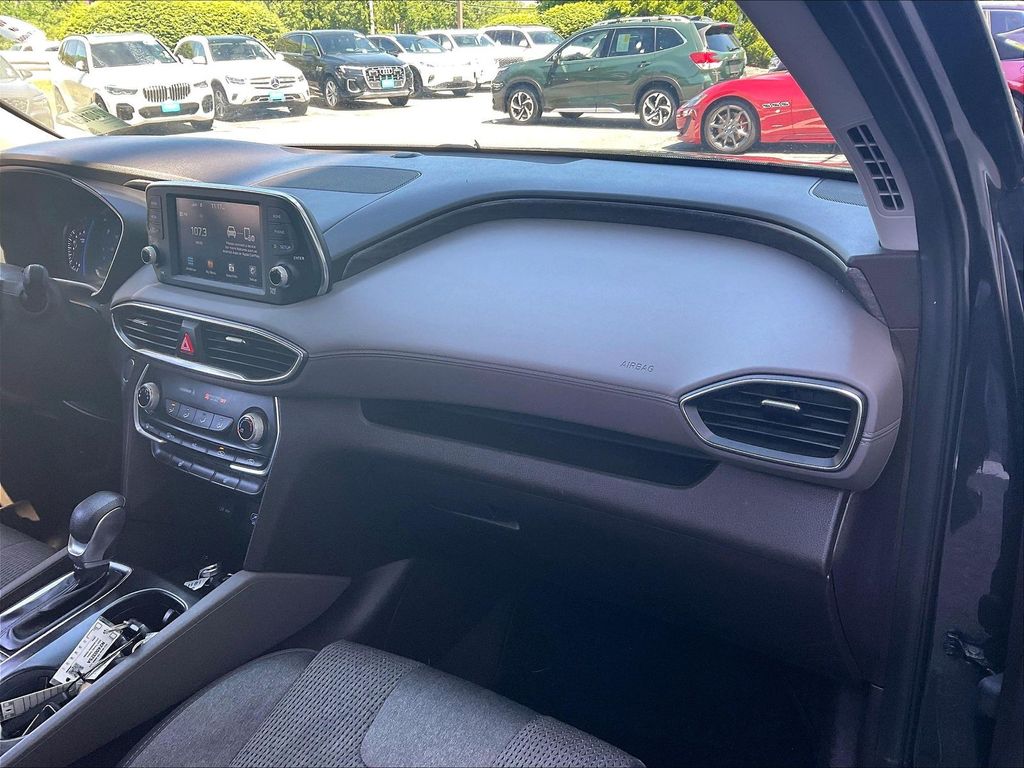 2020 Hyundai Santa Fe — photo 12