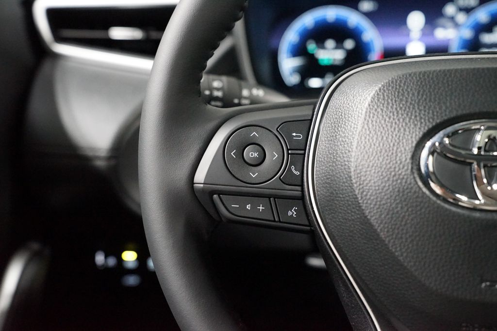 Thumbnail: 2026 Toyota Corolla Cross - 14