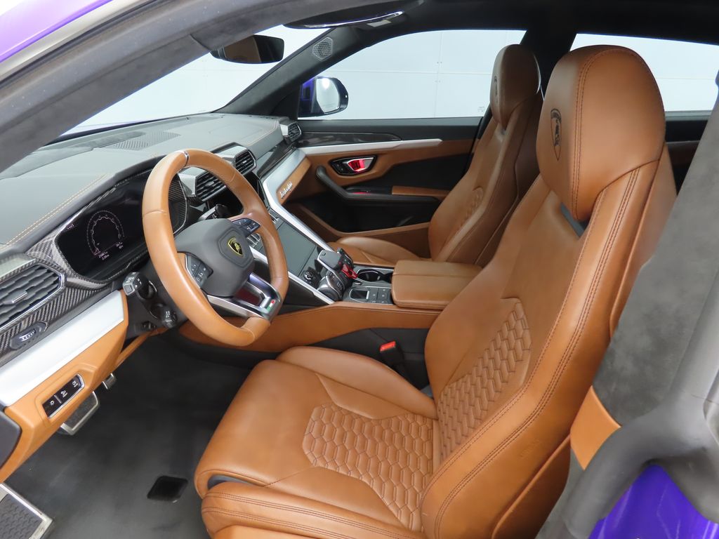 Thumbnail: 2022 Lamborghini Urus - 20