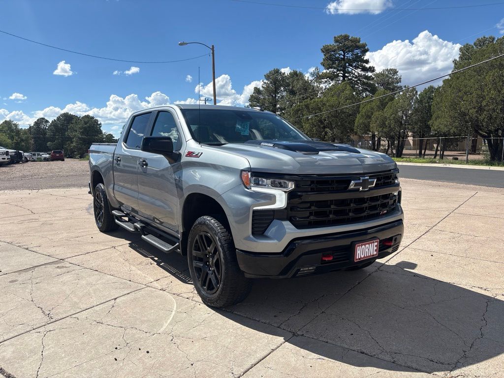 2025 Chevrolet Silverado 1500 LT Trail Boss Crew Cab 4WD