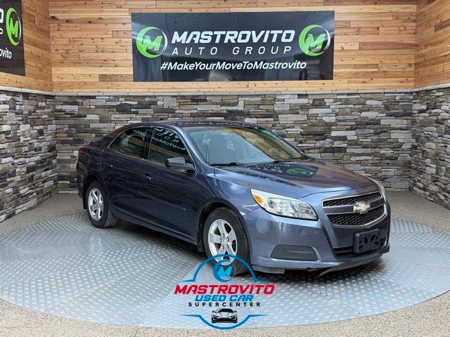 Atlantis Blue Metallic 2013 Chevrolet Malibu Sedan Front-Wheel Drive 6-Speed Automatic Overdrive