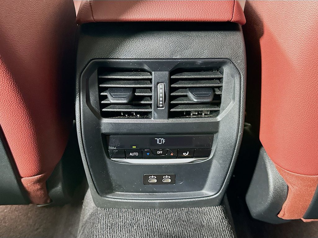 Thumbnail: 2024 BMW 4 Series - 24