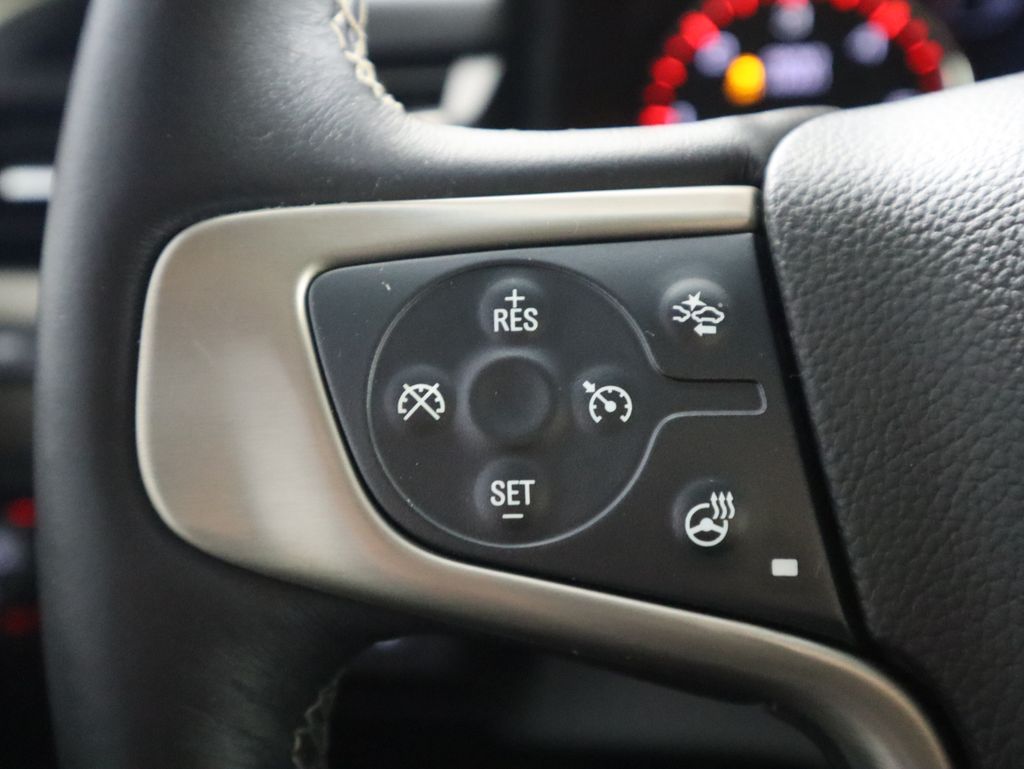 Thumbnail: 2015 GMC Yukon - 11