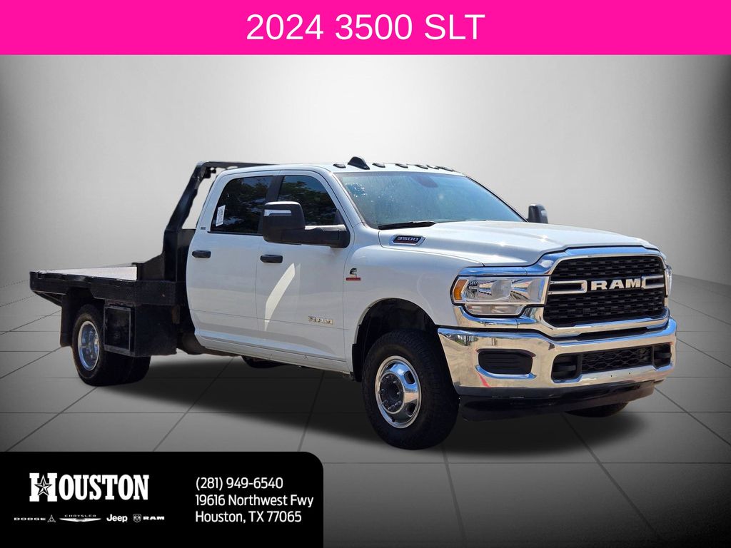 Bright White Clearcoat 2024 RAM 3500 Chassis Pickup Truck Four-Wheel Drive 6-Speed Automatic
