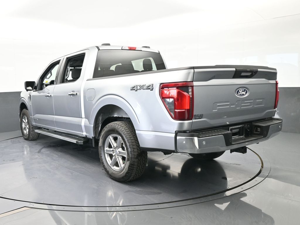 Used 2024 Silver Metallic Ford XLT image 4