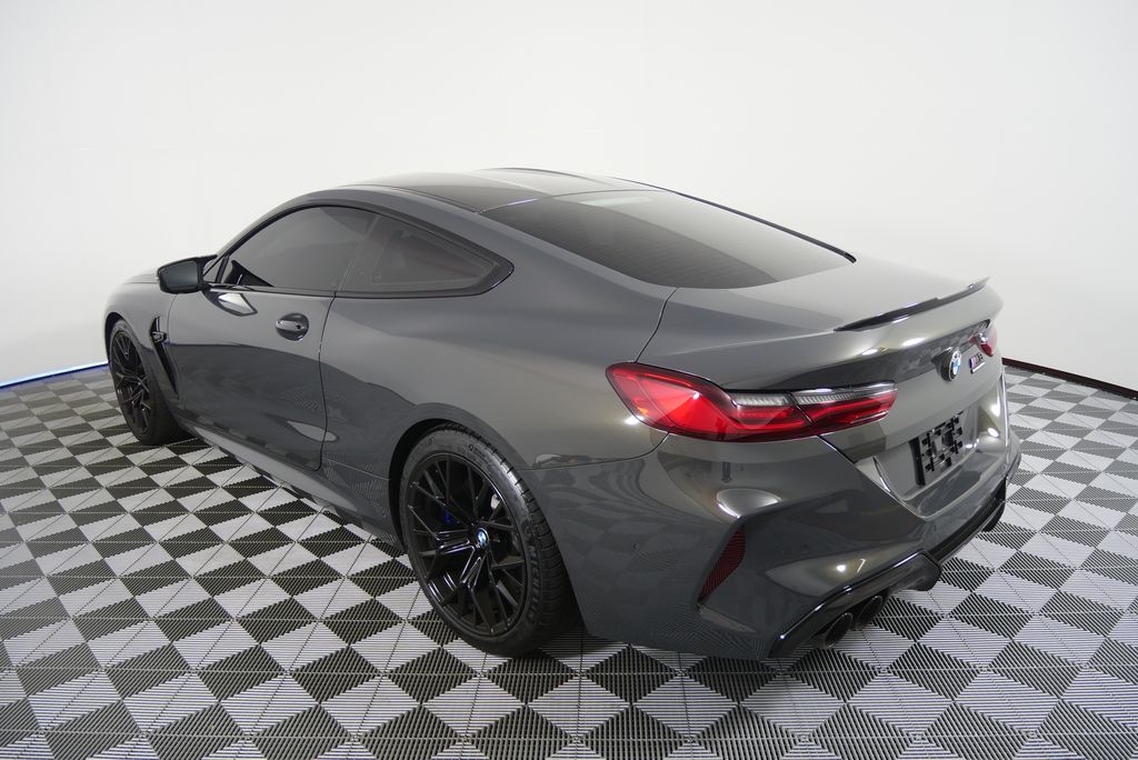 Thumbnail: 2022 BMW M8 - 6
