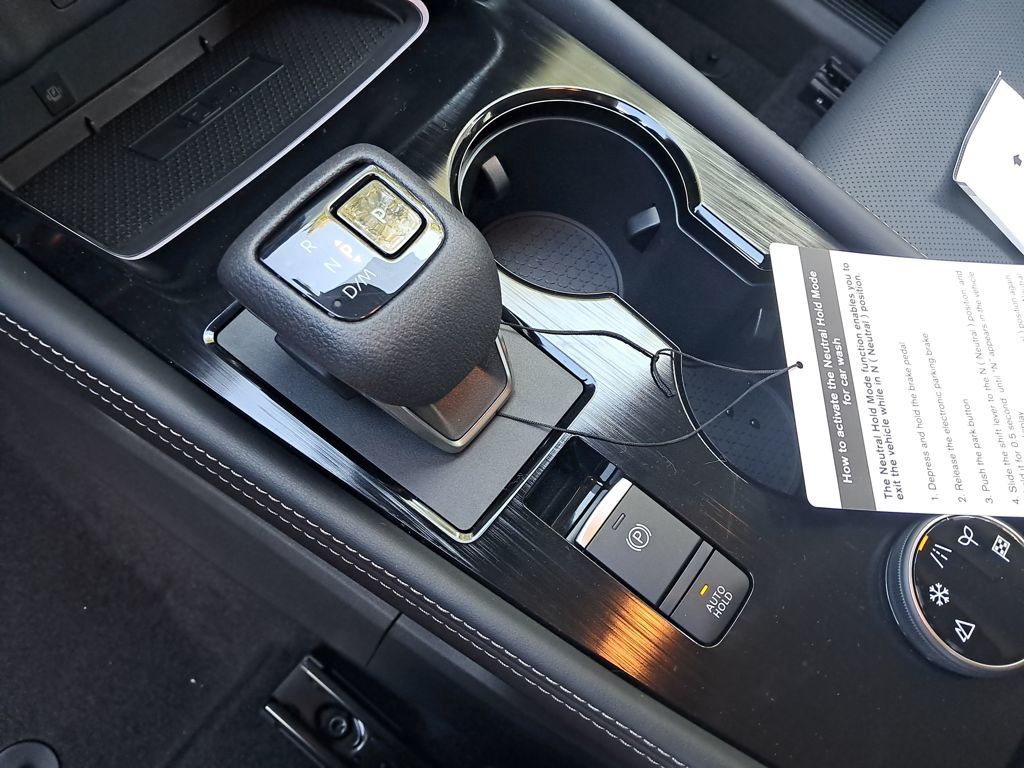 2026 Nissan Rogue Platinum White at South Hills Kia