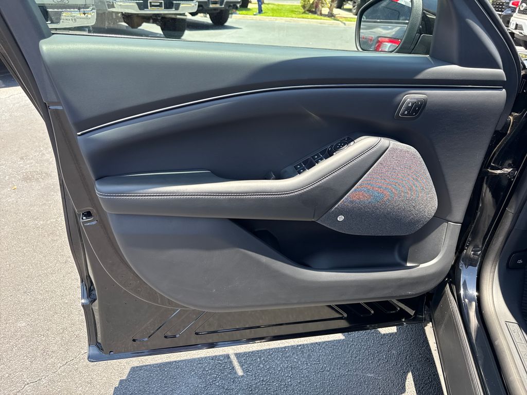 New 2026 Black Ford Premium image 17