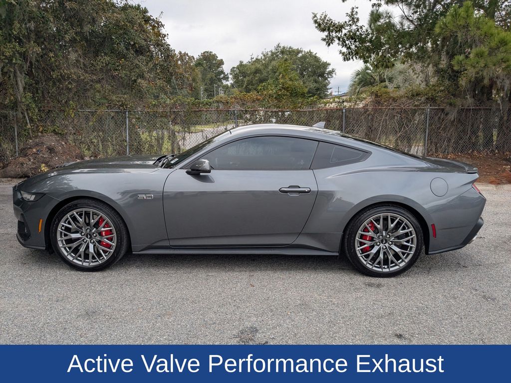 2024 Ford Mustang GT Premium Fastback