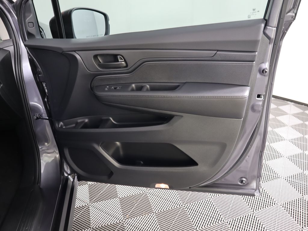 Thumbnail: 2026 Honda Odyssey - 26