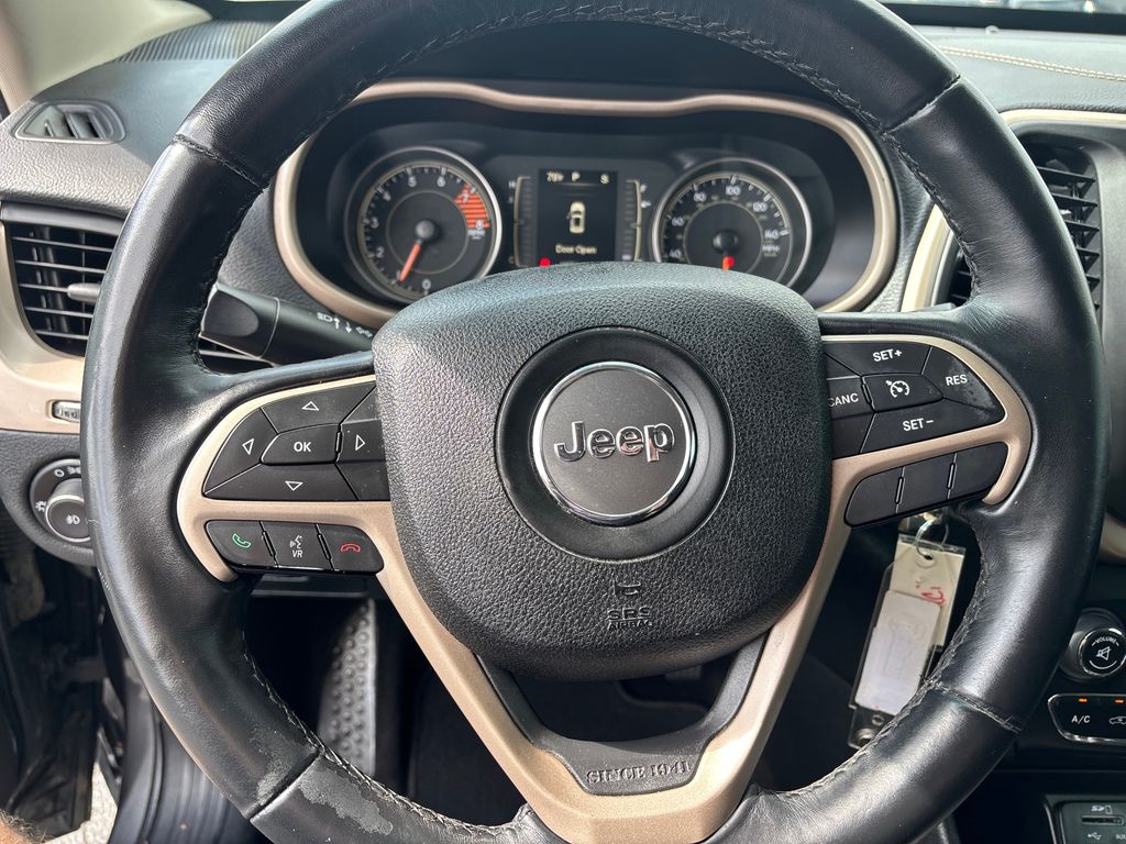 Used Car 2017 Jeep Cherokee  Latitude For Sale Under $15,000 In Austin, Texas