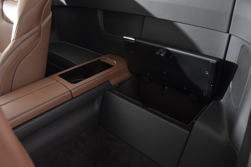 Thumbnail: 2016 Mercedes-Benz SL-Class - 25