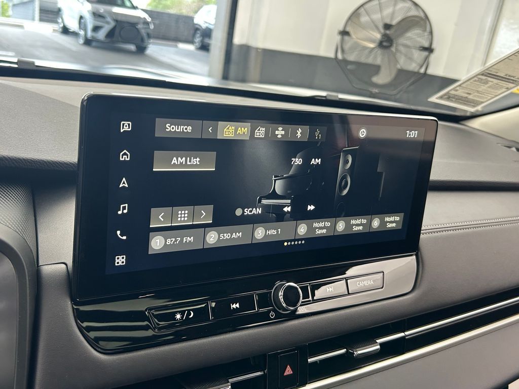 New 2026 White Mitsubishi Trail Edition image 18