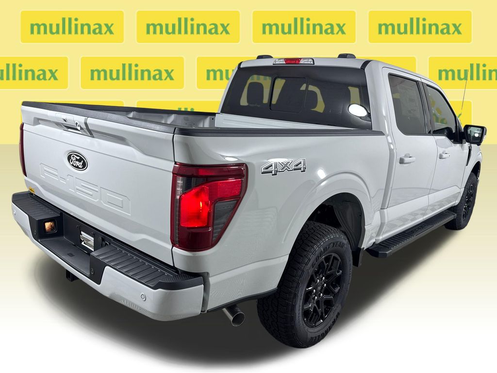 New 2026 White Ford XLT image 16