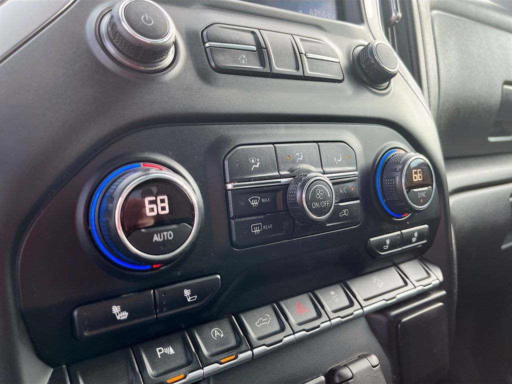Used 2019 Gray Chevrolet RST image 15