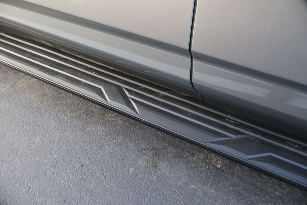 Thumbnail: 2023 Chevrolet Tahoe - 12