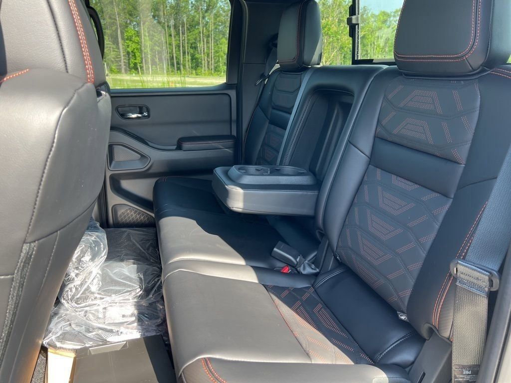 2025 Boulder Gray Pearl Nissan Frontier PRO-4X 4X4 Truck