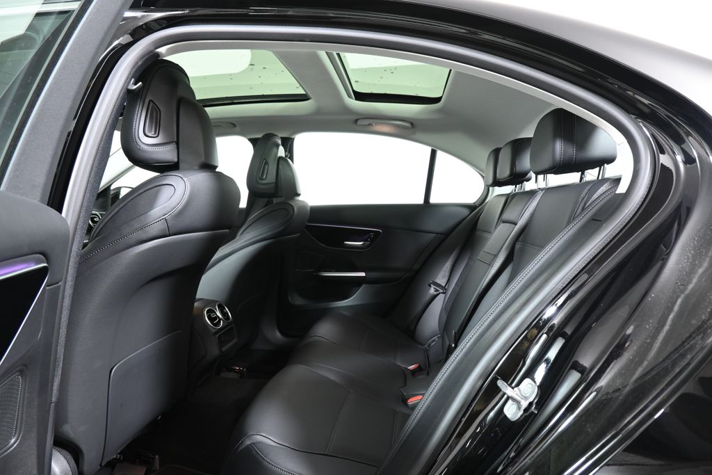 Thumbnail: 2025 Mercedes-Benz C-Class - 32