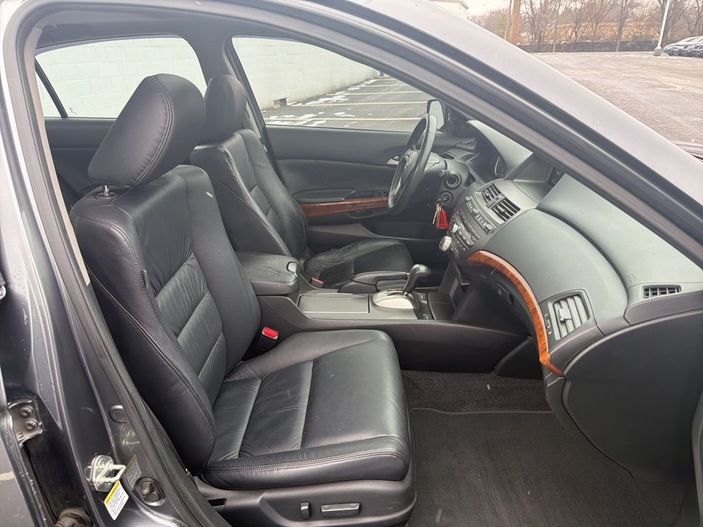 Thumbnail: 2012 Honda Accord - 25