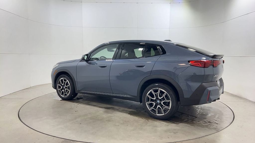 Thumbnail: 2025 BMW X2 - 6