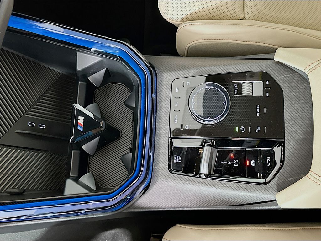 Thumbnail: 2026 BMW X3 - 15