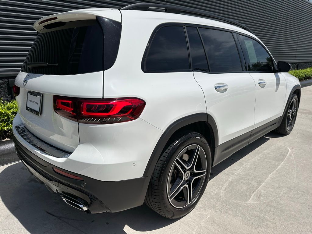 Thumbnail: 2023 Mercedes-Benz GLB - 8