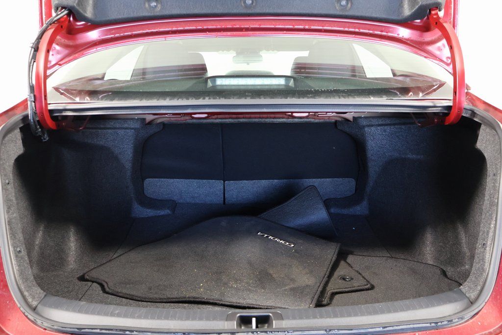 Thumbnail: 2025 Toyota Corolla - 14