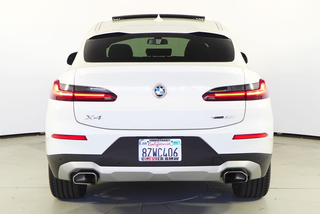 Thumbnail: 2022 BMW X4 - 8
