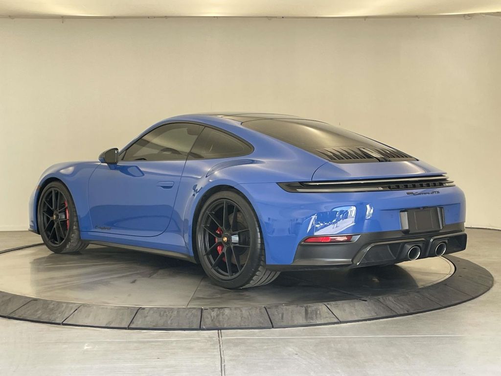 2026 Porsche 911 Carrera GTS - 2