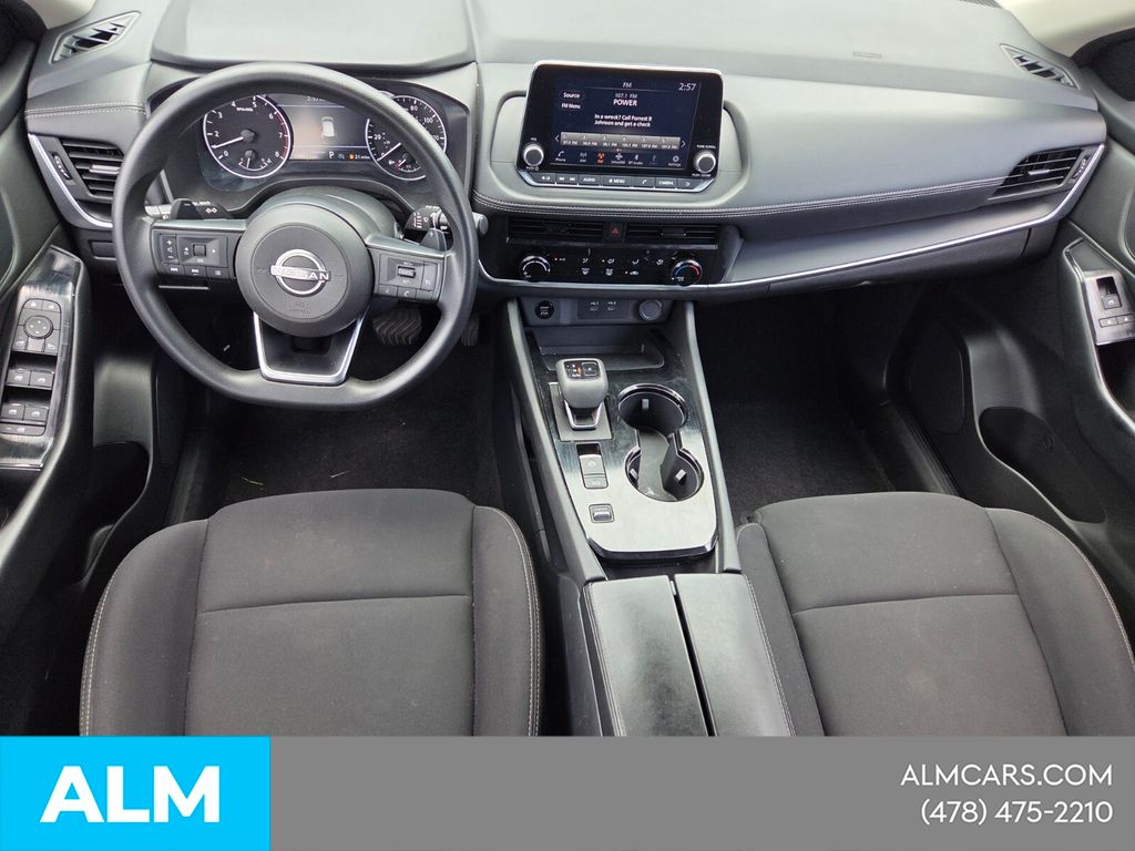 Used 2024 Silver Nissan S image 11