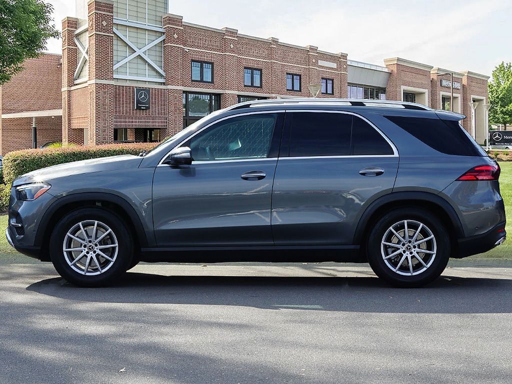 Thumbnail: 2024 Mercedes-Benz GLE - 8