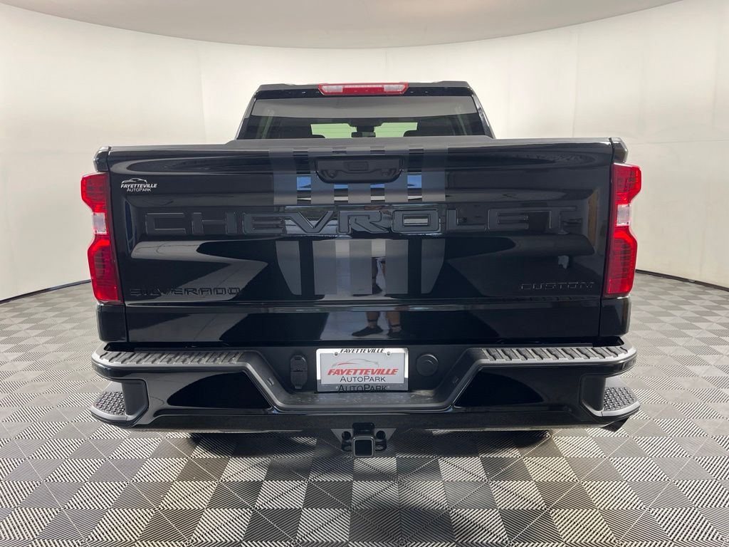 Thumbnail: 2026 Chevrolet Silverado 1500 - 4