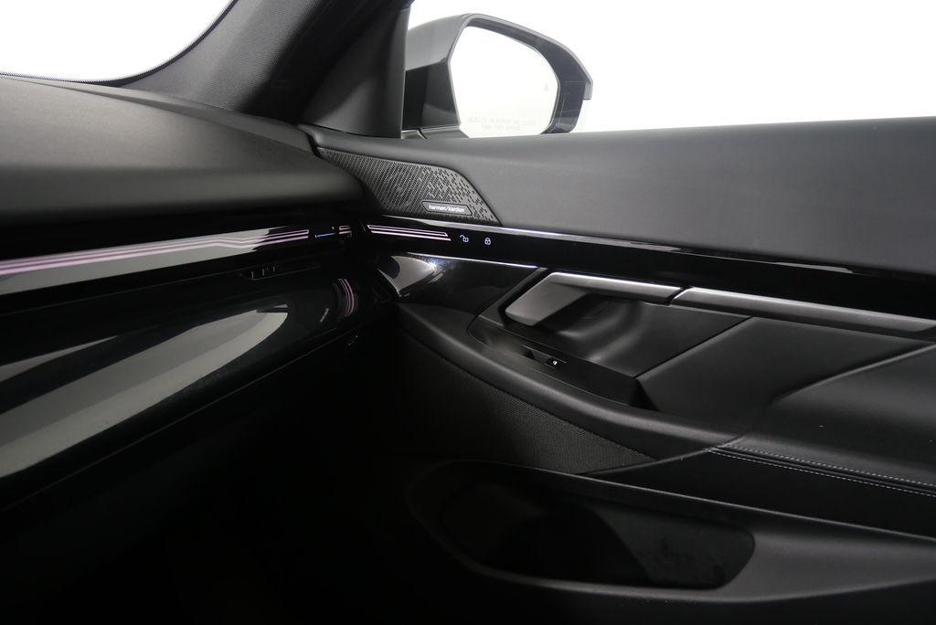 2024 BMW 5 Series 530i 30