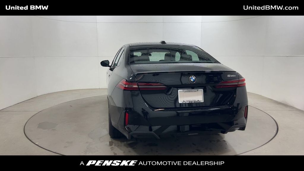 2026 BMW 5 Series 530i 7